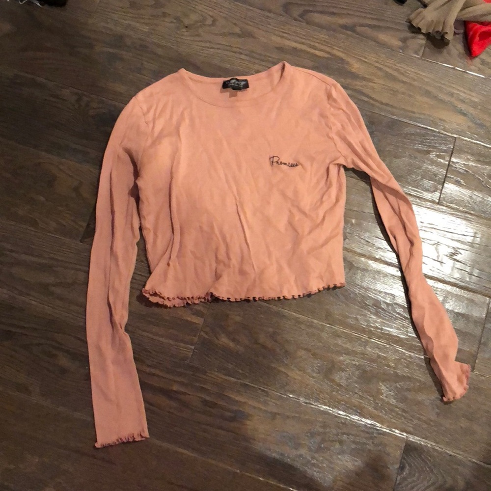 Pink long sleeve crop top